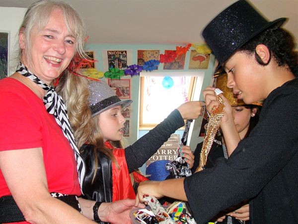 Kindergeburtstag mit der Mobilen Zauberschule – Foto 3