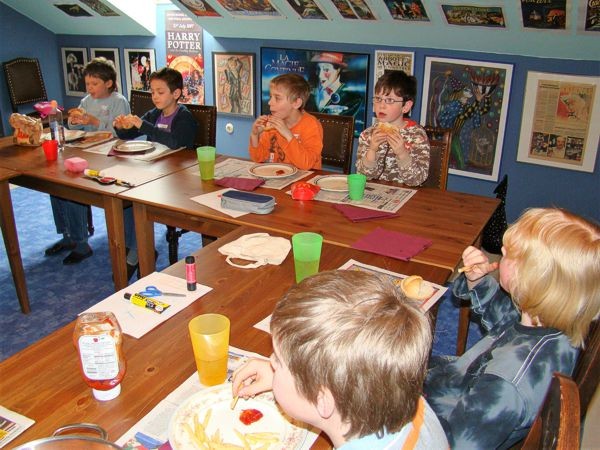 Zaubern lernen im Zauberkurs für Kinder – Foto 1
