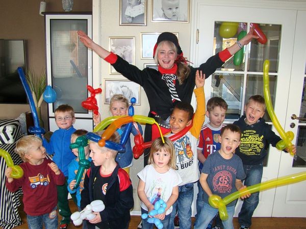 Kindergeburtstag mit der Mobilen Zauberschule – Foto 15
